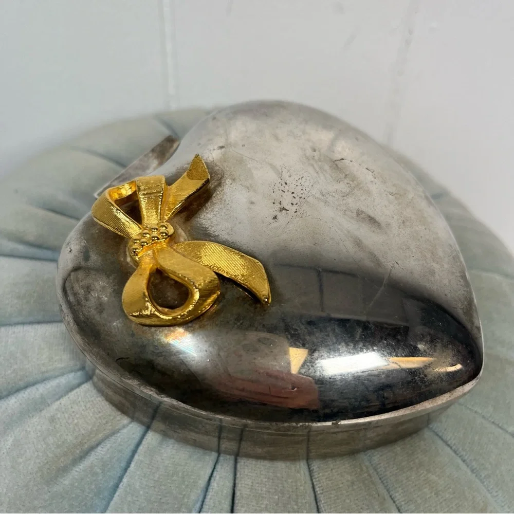 Vintage Silver/Gold Velvet Lined Heart-Shaped Trinket Box Jewelry Box Bow Detail